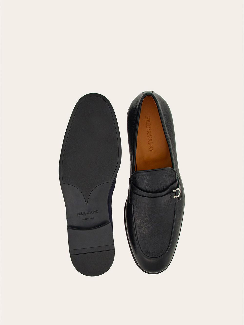 Ferragamo Classic Plain Toe Moccasin Loafers - Fall 2024 Banlieue91