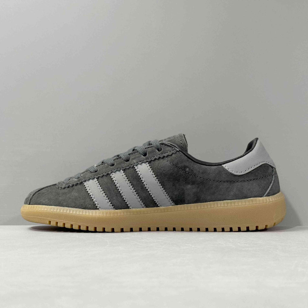 Adidas Originals Bermuda 'Carbon, Grey Four & Gum' Banlieue91