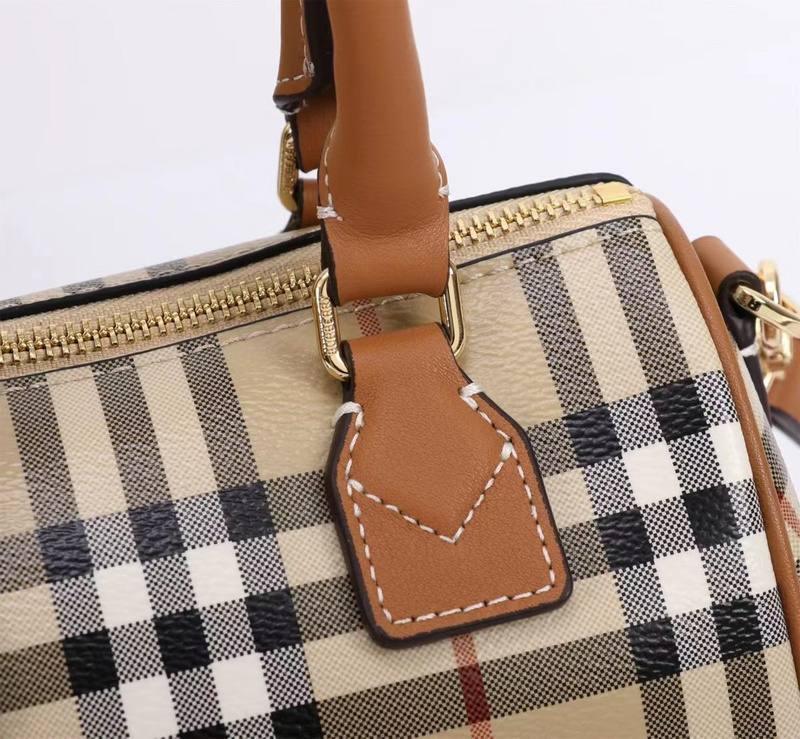 Burberry Mini Check Bowling Bag Banlieue91