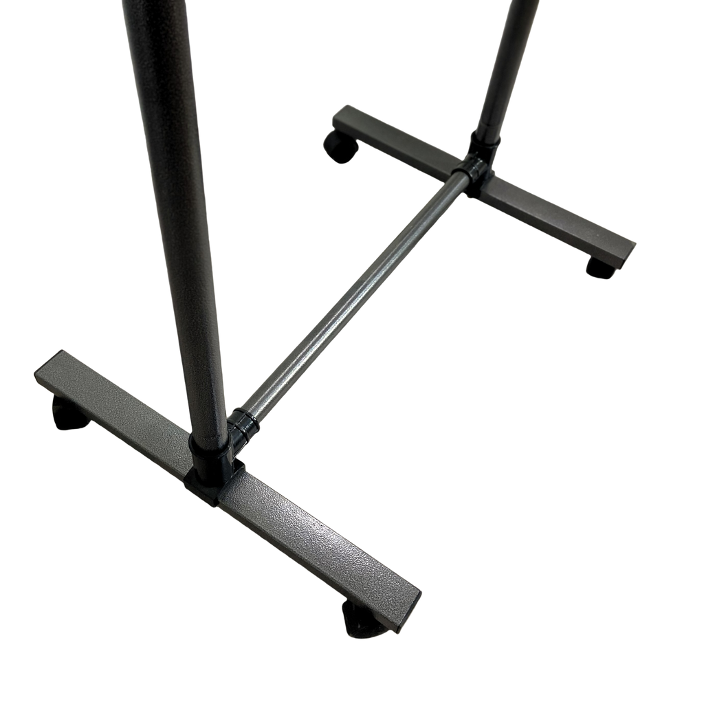 Short clothes hanger with chassis and wheels, heavy-duty rolling clothes hanger, black