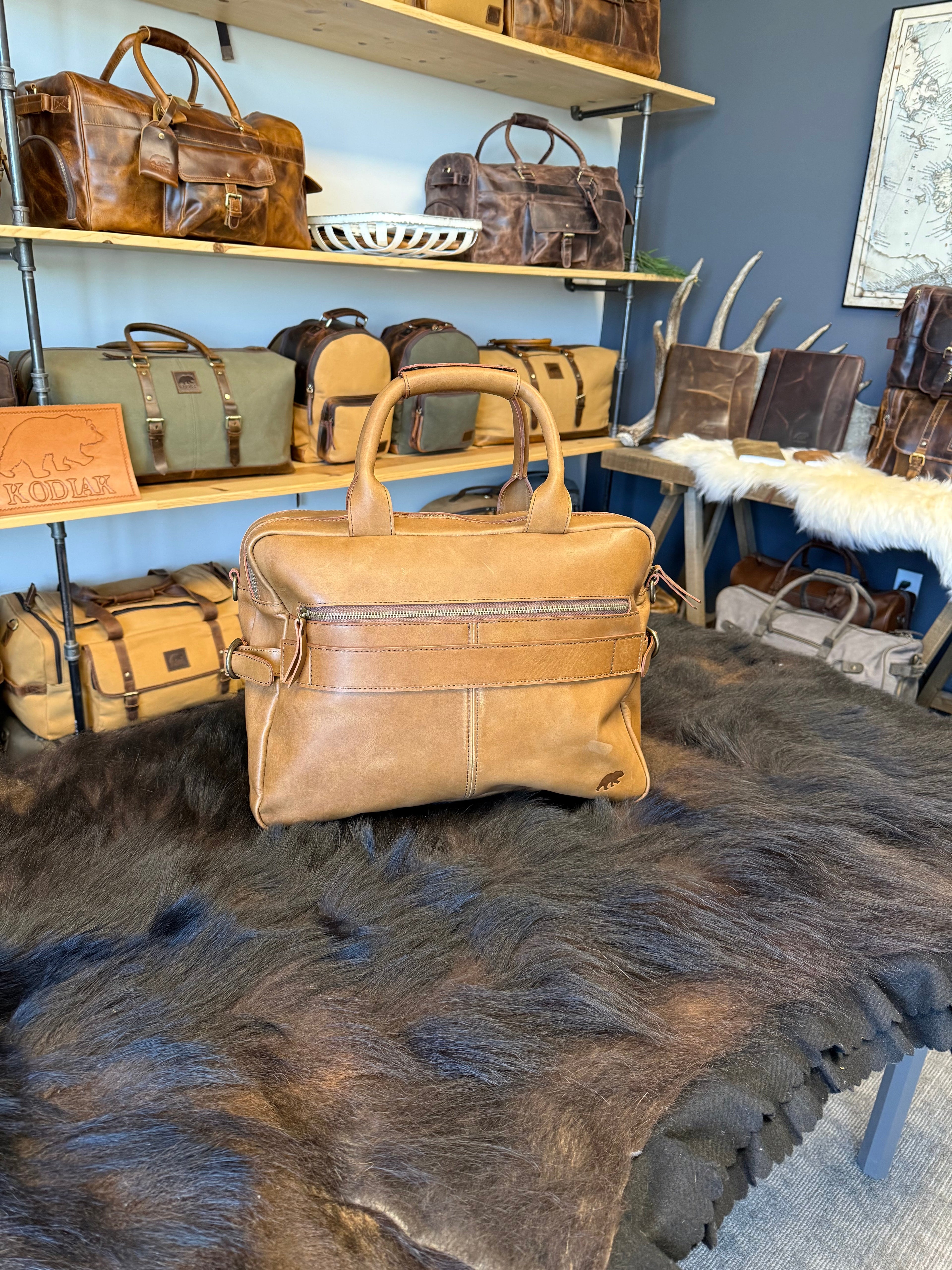 LIMITED EDITION - Yukon Pilot Bag Kodiak Leather