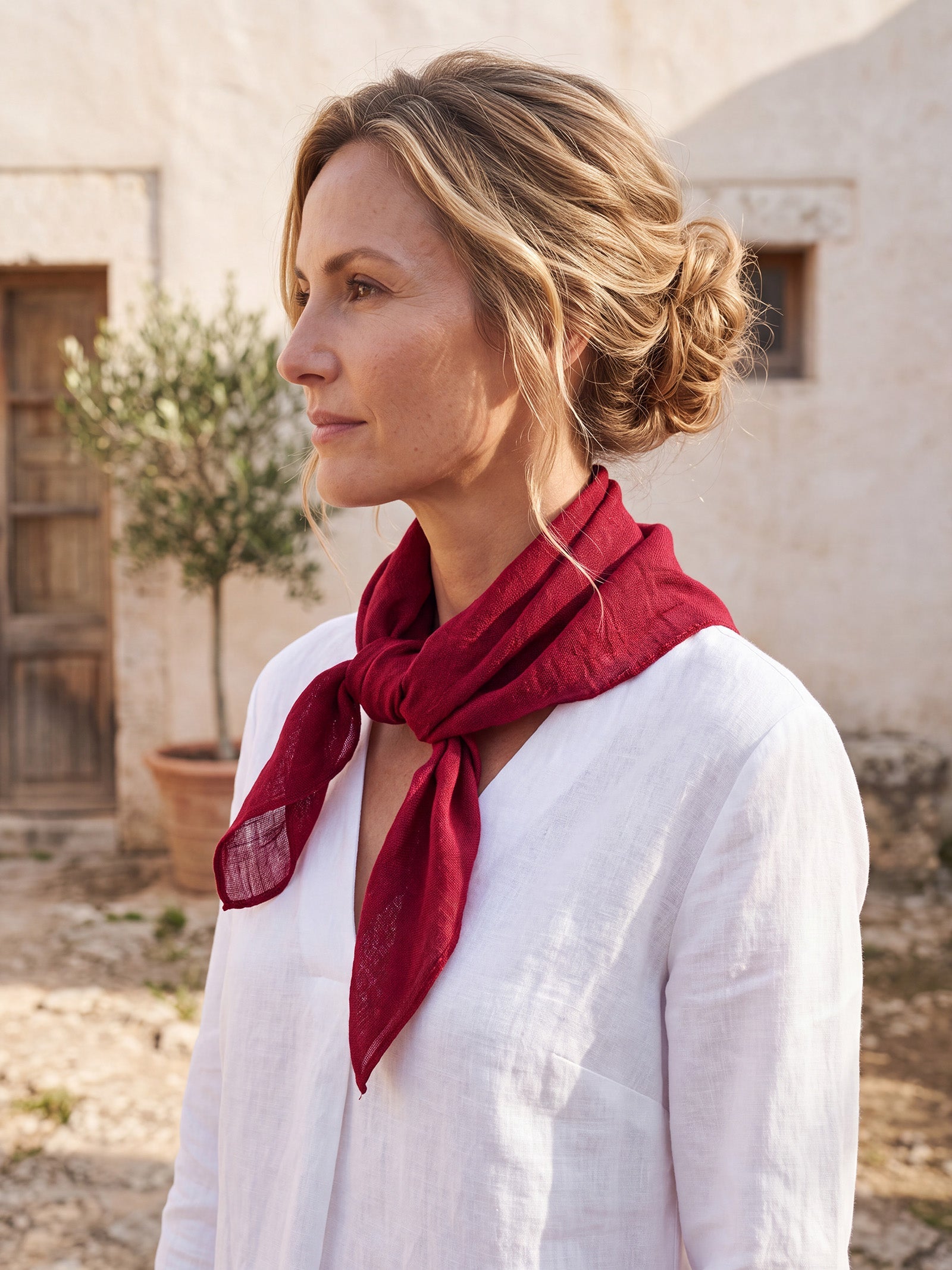 100% Linen Hand-Stitched Square Scarf LINTICO
