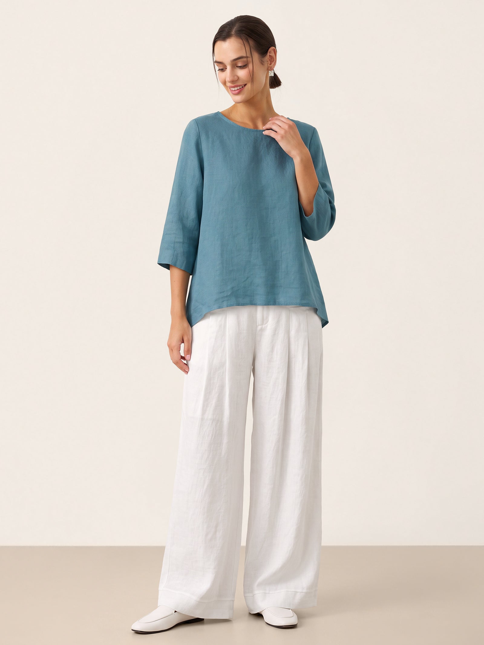 100% Linen Round Neck Asymmetrical Hem Top BRIANNA LINTICO
