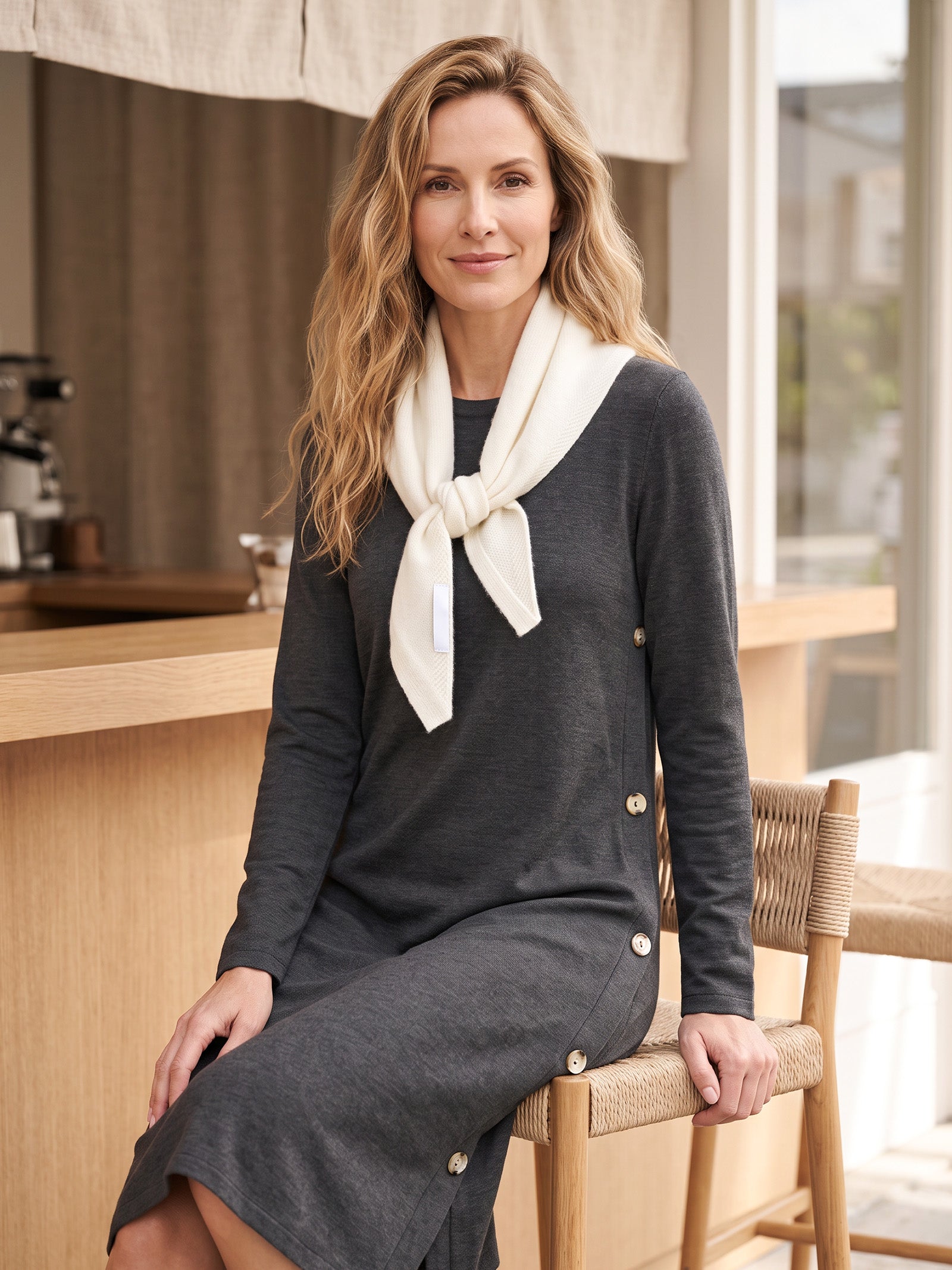 100% Merino Wool Knitted Triangle Scarf LINTICO
