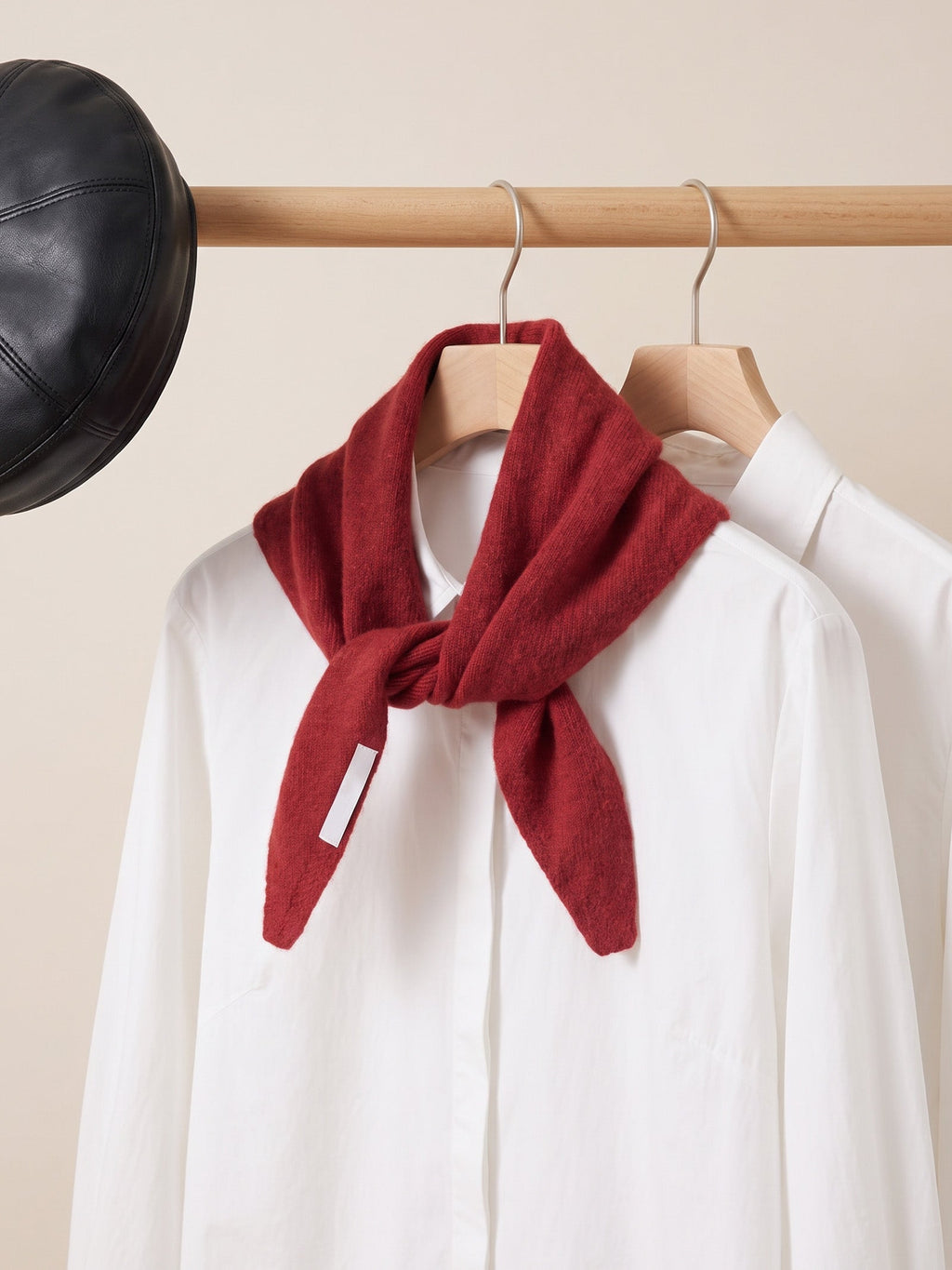 100% Merino Wool Knitted Triangle Scarf LINTICO