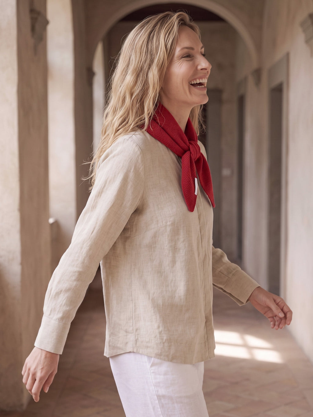 100% Merino Wool Knitted Triangle Scarf LINTICO