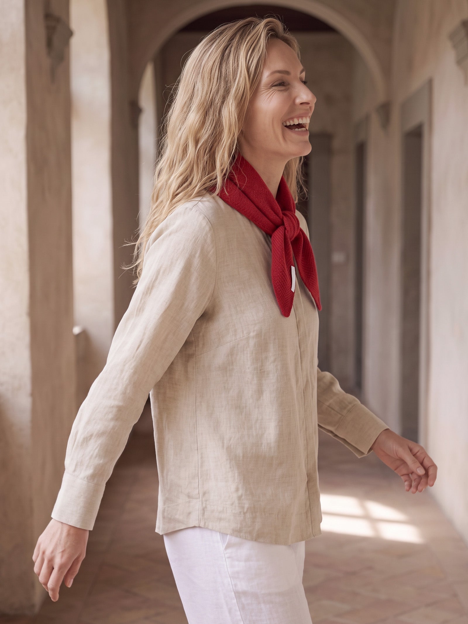 100% Merino Wool Knitted Triangle Scarf LINTICO