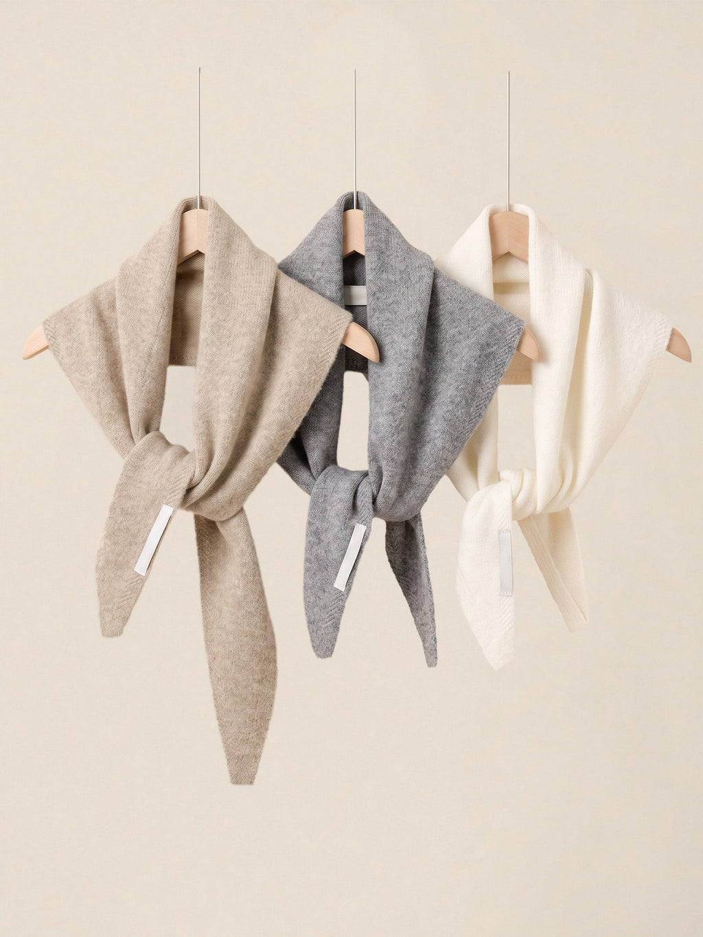 100% Merino Wool Knitted Triangle Scarf LINTICO