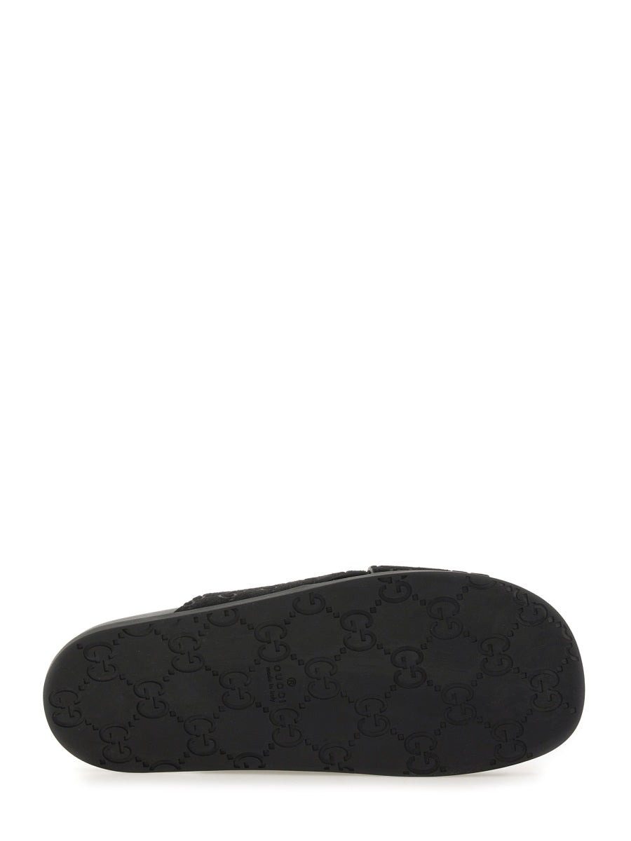 GUCCI Men's GG Pattern Slider Sandals - Stylish Comfort for Spring/Summer 2025, Made in Italy Banlieue91