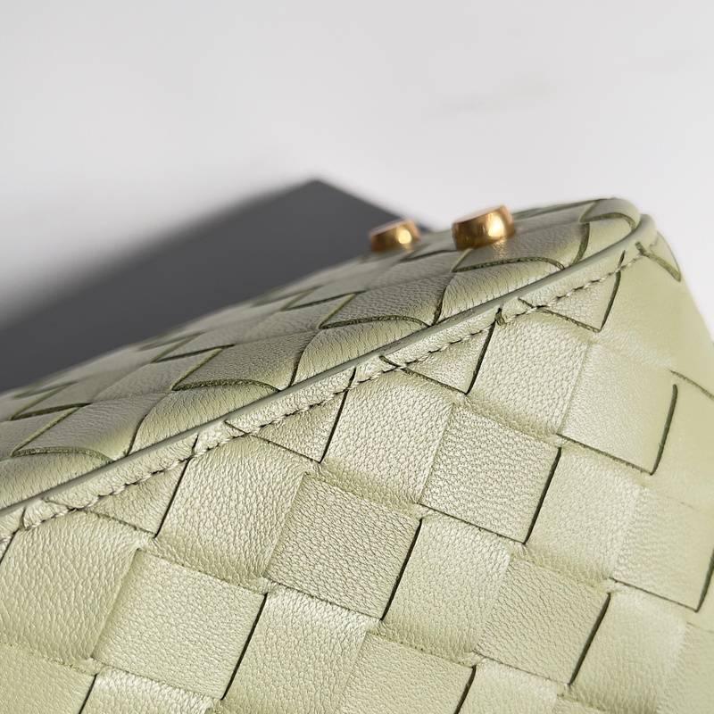 Bottega Veneta Small Vanity Case On Strap