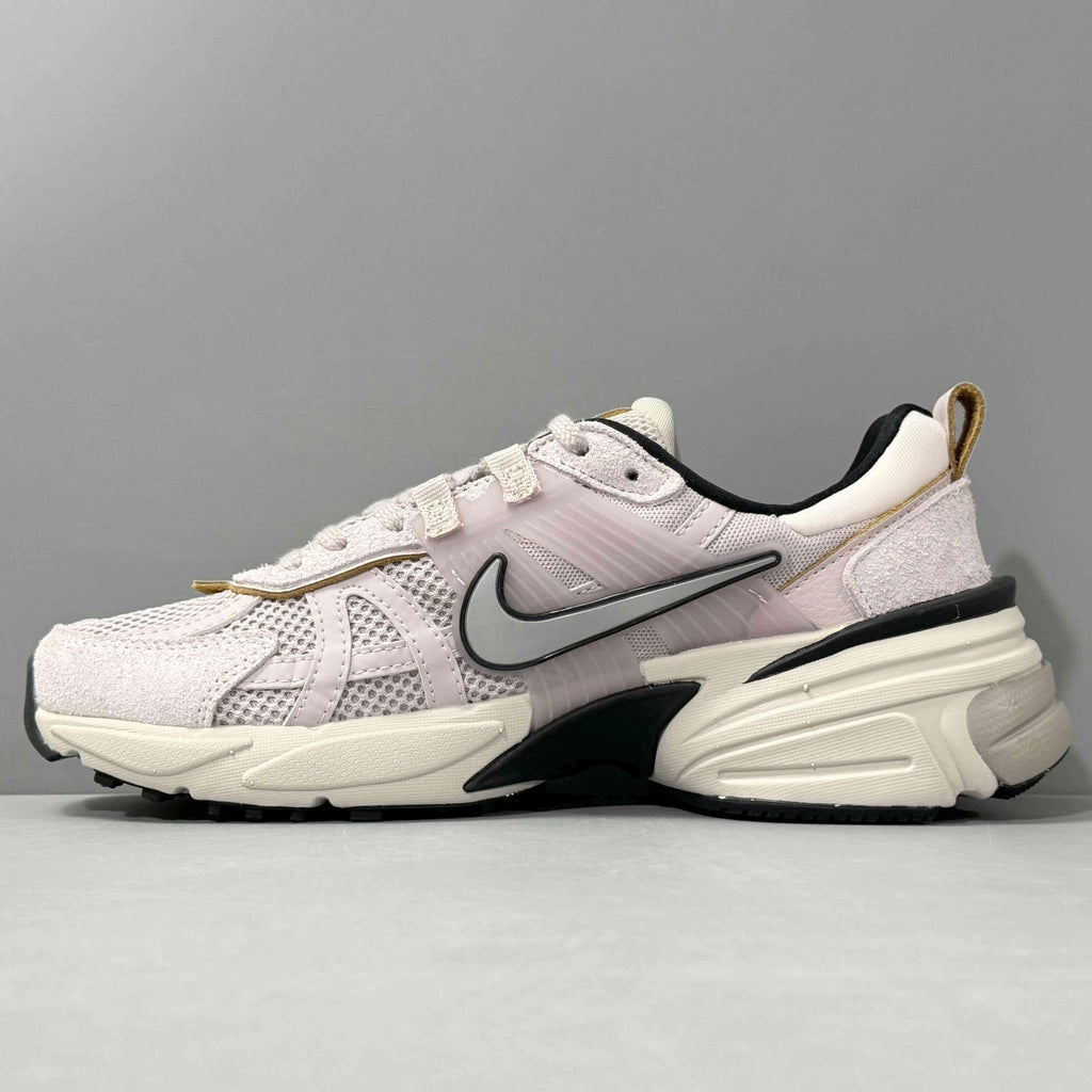 Nike V2K Run 'Platinum Violet' Banlieue91