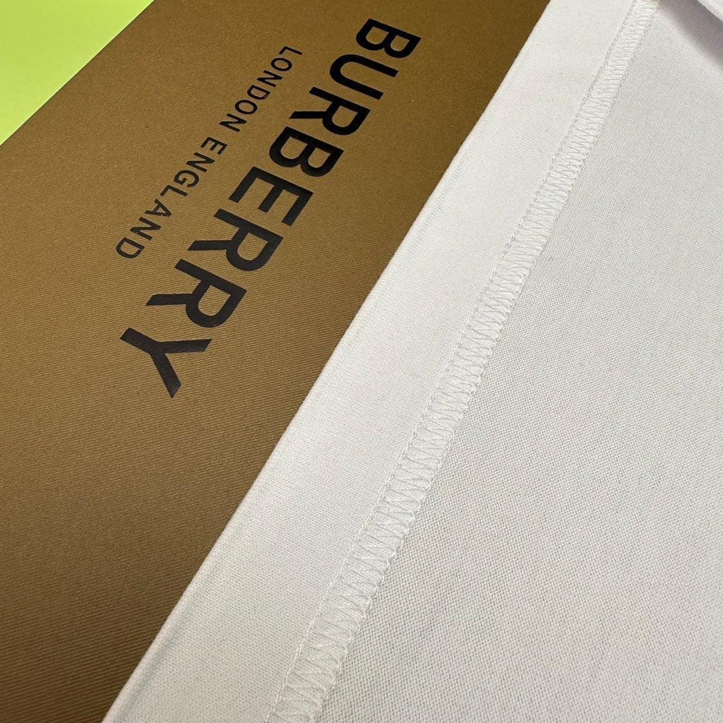 Burberry White T-Shirt Without Collar Banlieue91