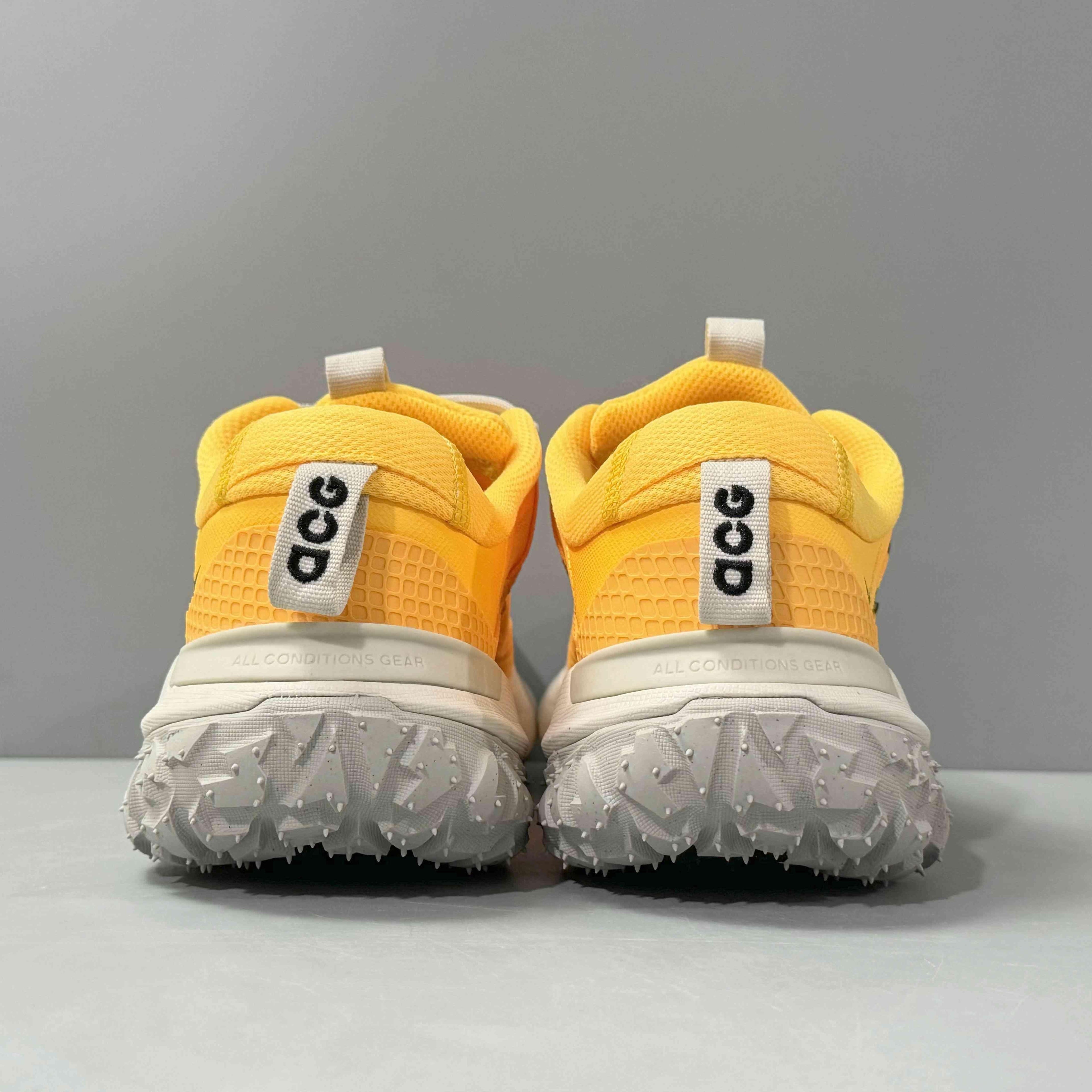 Nike ACG Mountain Fly 2 'Laser Orange' Banlieue91