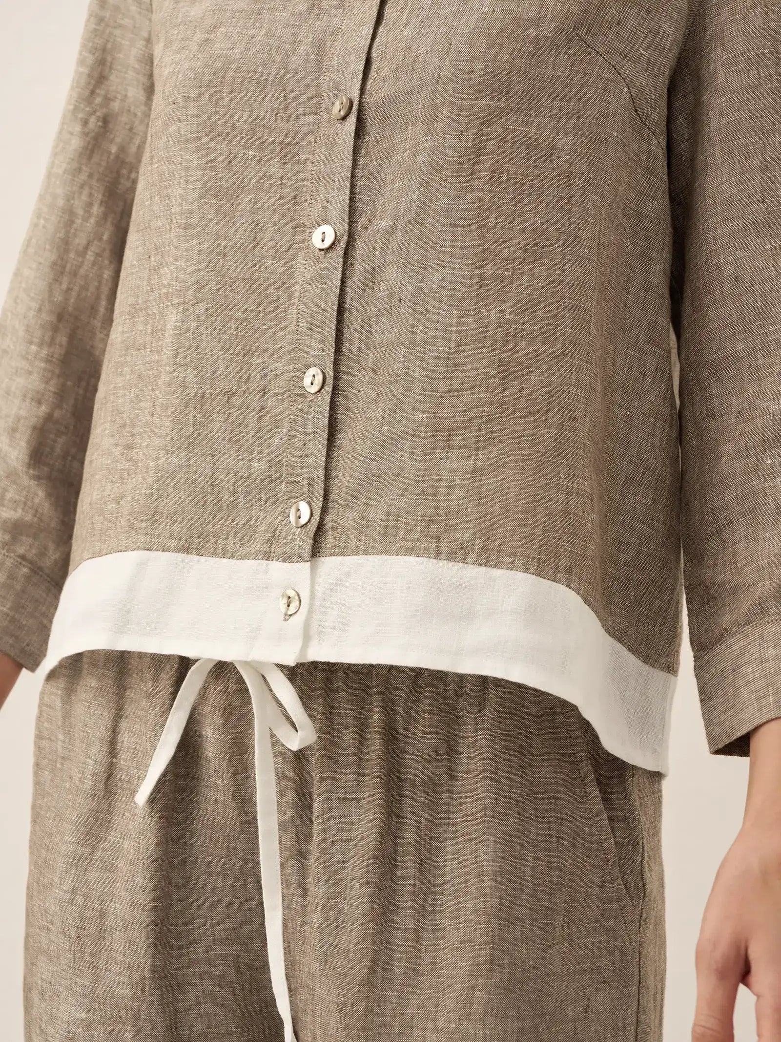 100% Linen Buttoned Closure Color-Blocked Shirt JANICE LINTICO