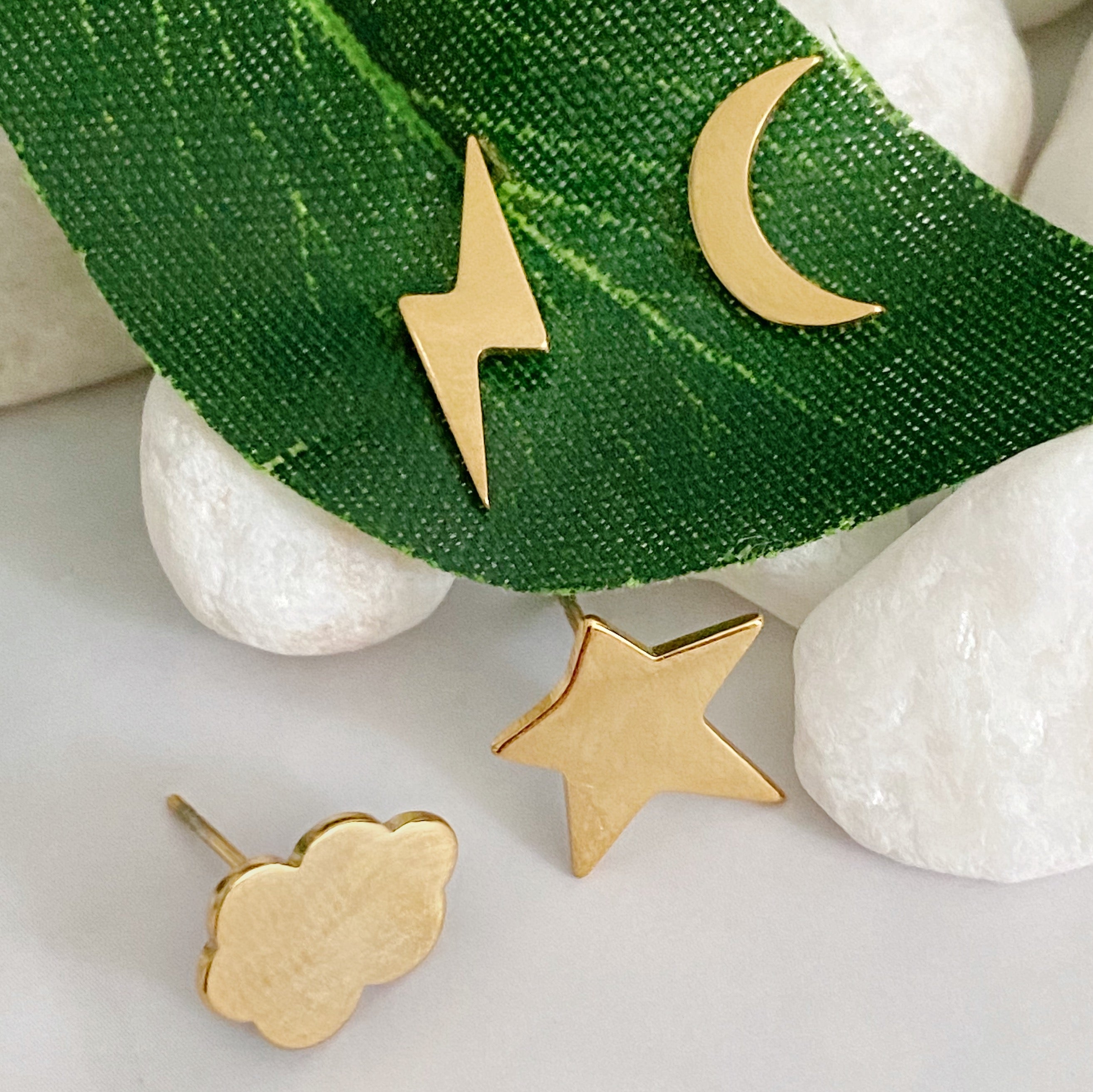 Love The Sky Stud Earrings Set