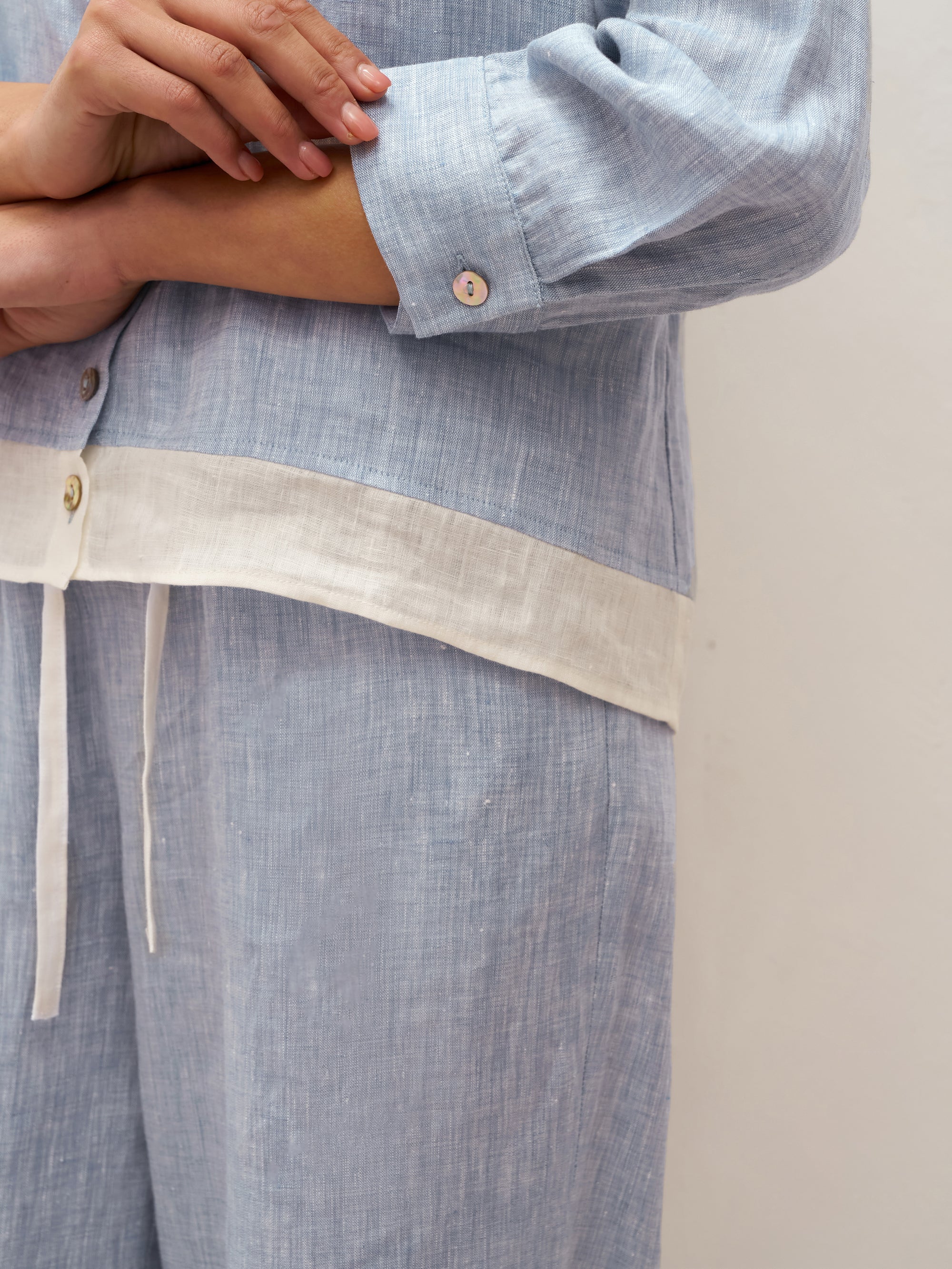 100% Linen Buttoned Closure Color-Blocked Shirt JANICE LINTICO