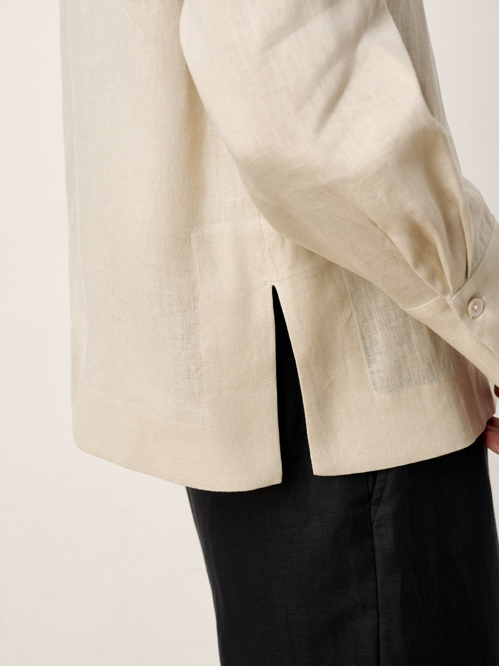 100% Linen Hidden Button Crew Neck Shirt INES LINTICO