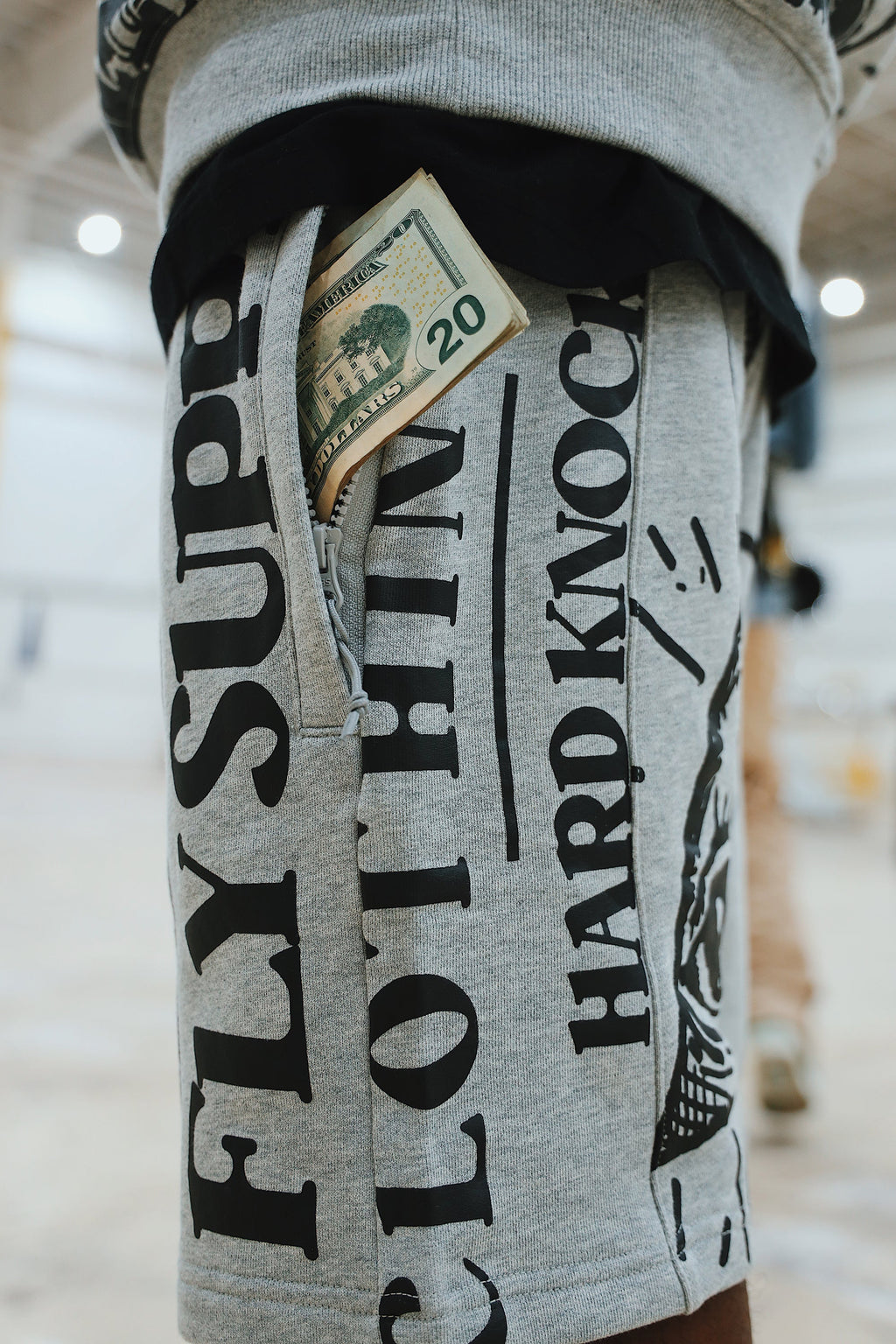Graphic Statement Sweater – Streetwear Print Crewneck – Oversized Art Knit Rose In Concrete 🥀