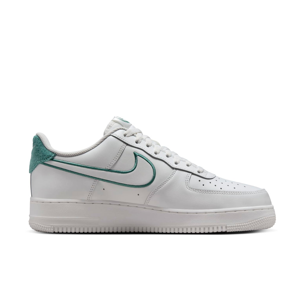 Air Force 1 '07 LV8 'Resort and Sport'