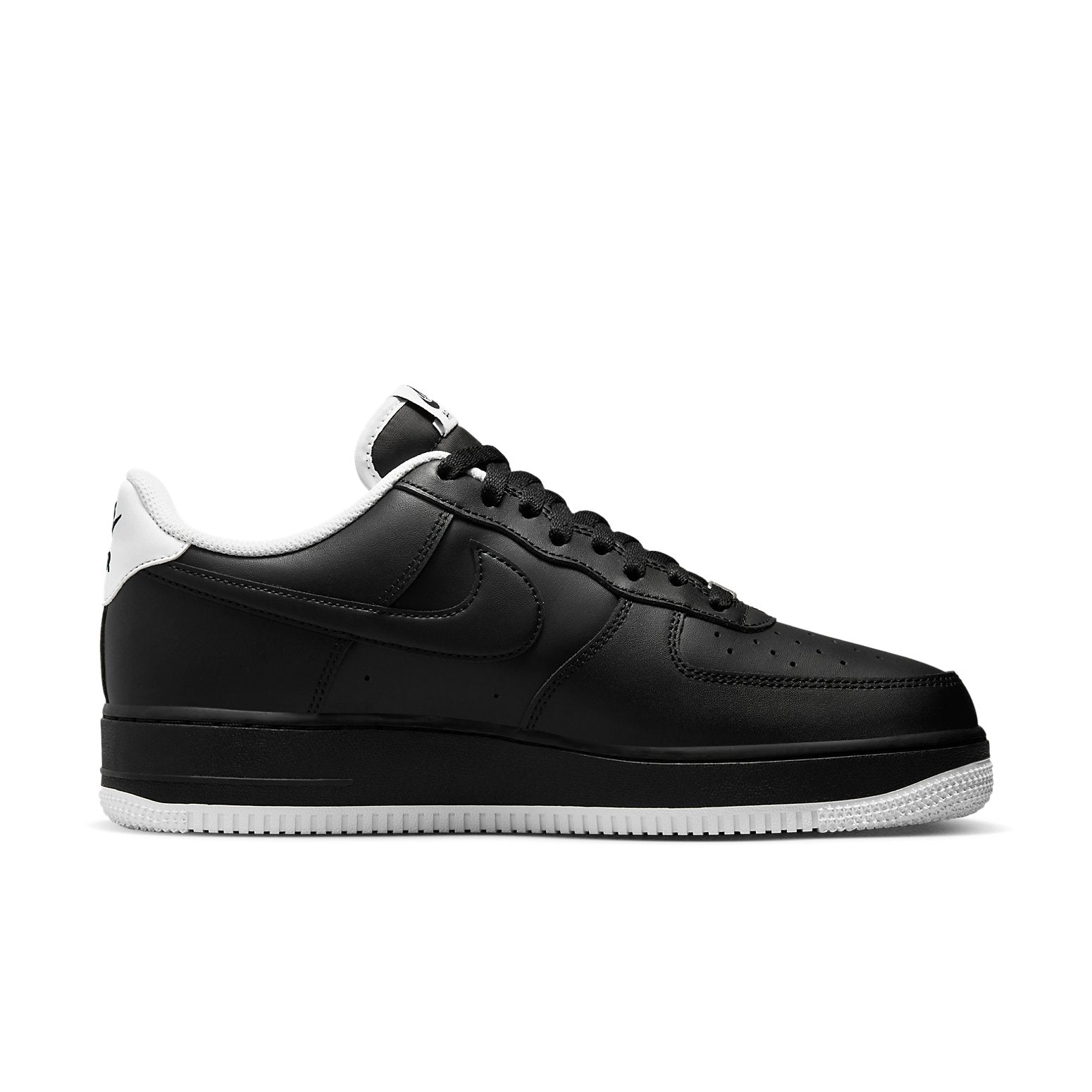 Nike Air Force 1 '07 'Black White'
