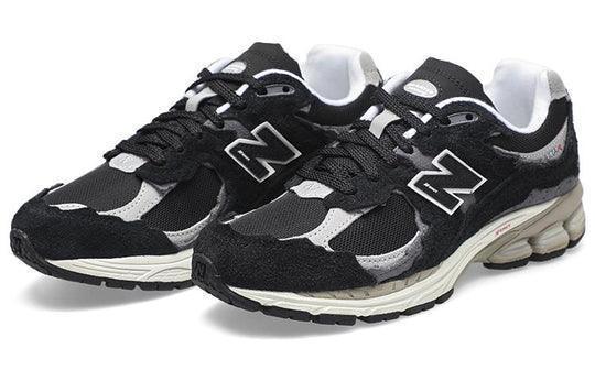 New Balance 2002R Protection Pack Black Banlieue91