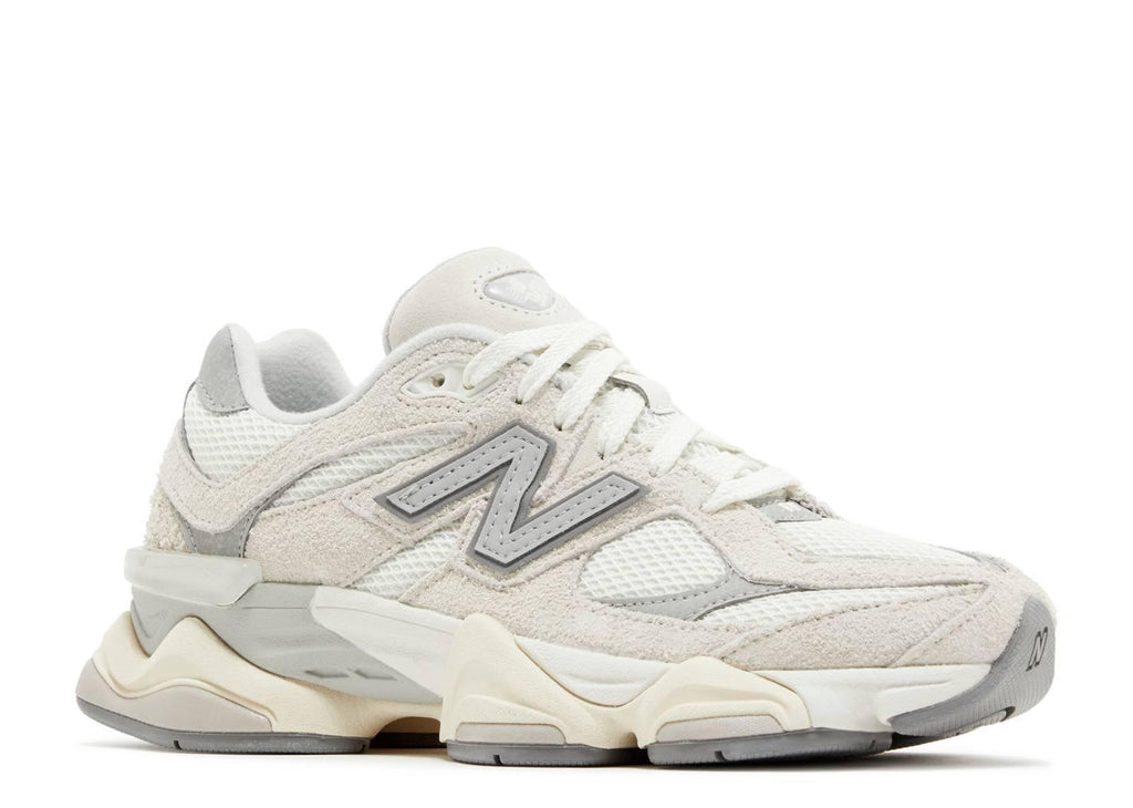 New Balance 9060 Moonbeam Sea Salt Banlieue91
