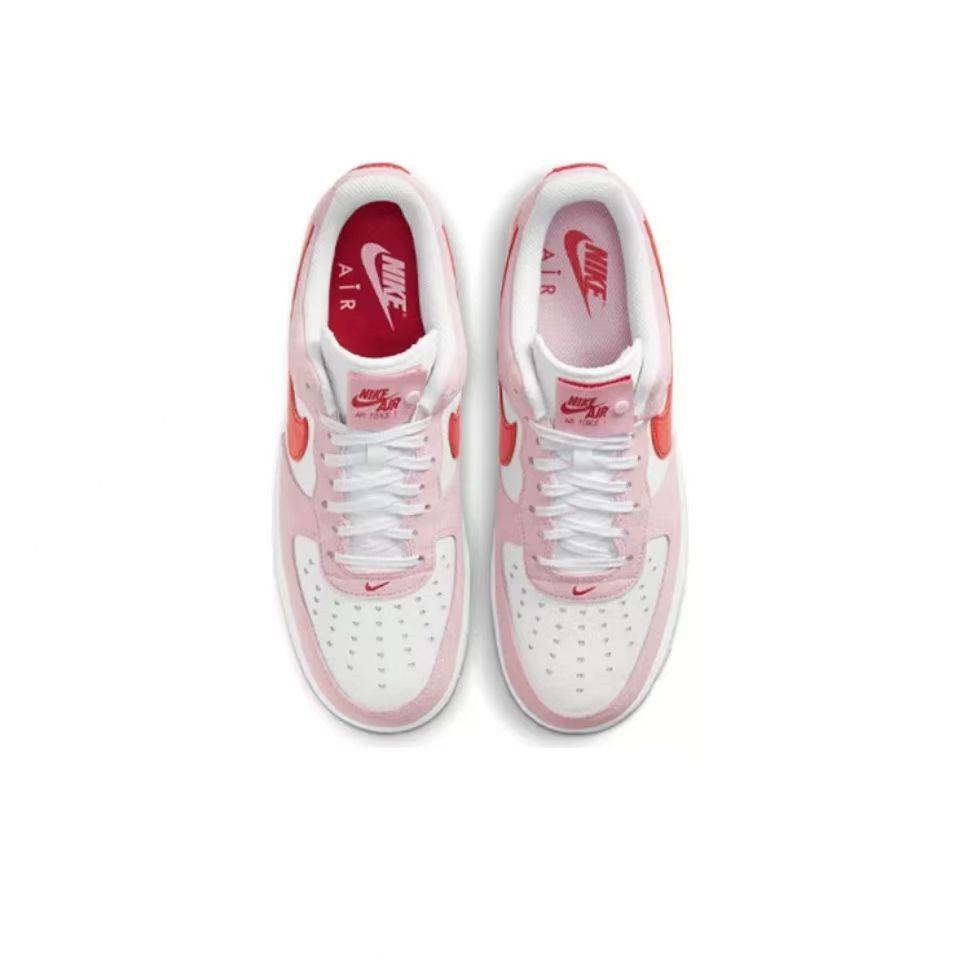 Nike Air Force 1 'Valentine Day' Banlieue91