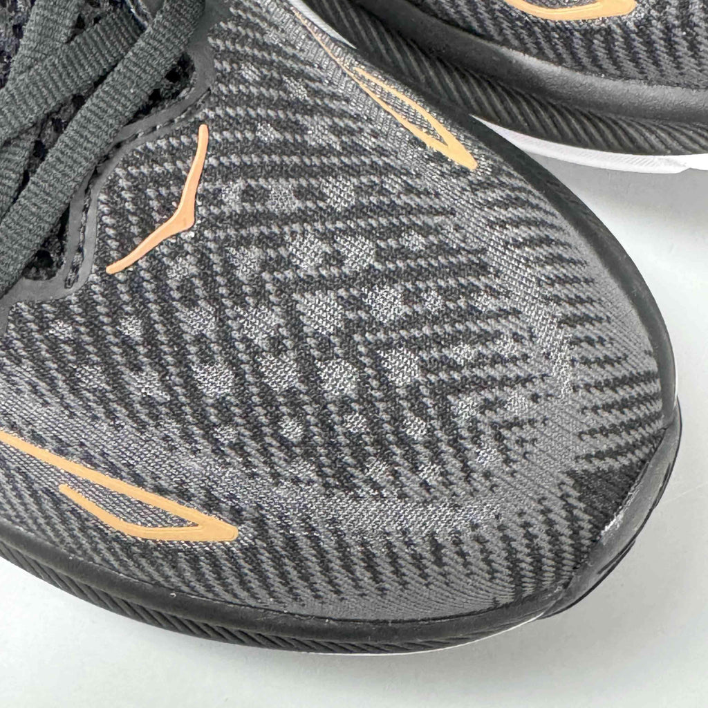 Hoka One One Clifton 9 'Black Copper' Banlieue91