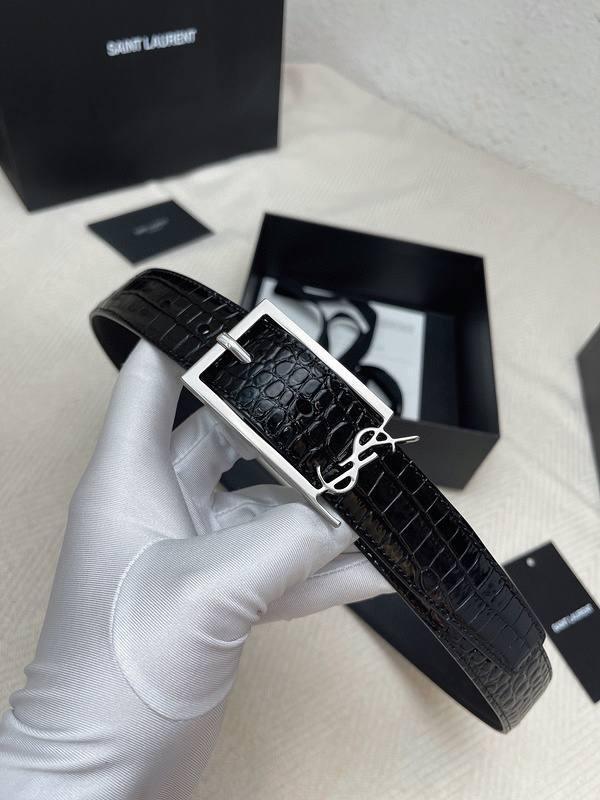 Saint Laurent Classic Monogram Square Buckle Belt Crocodile Embossed Leather Banlieue91