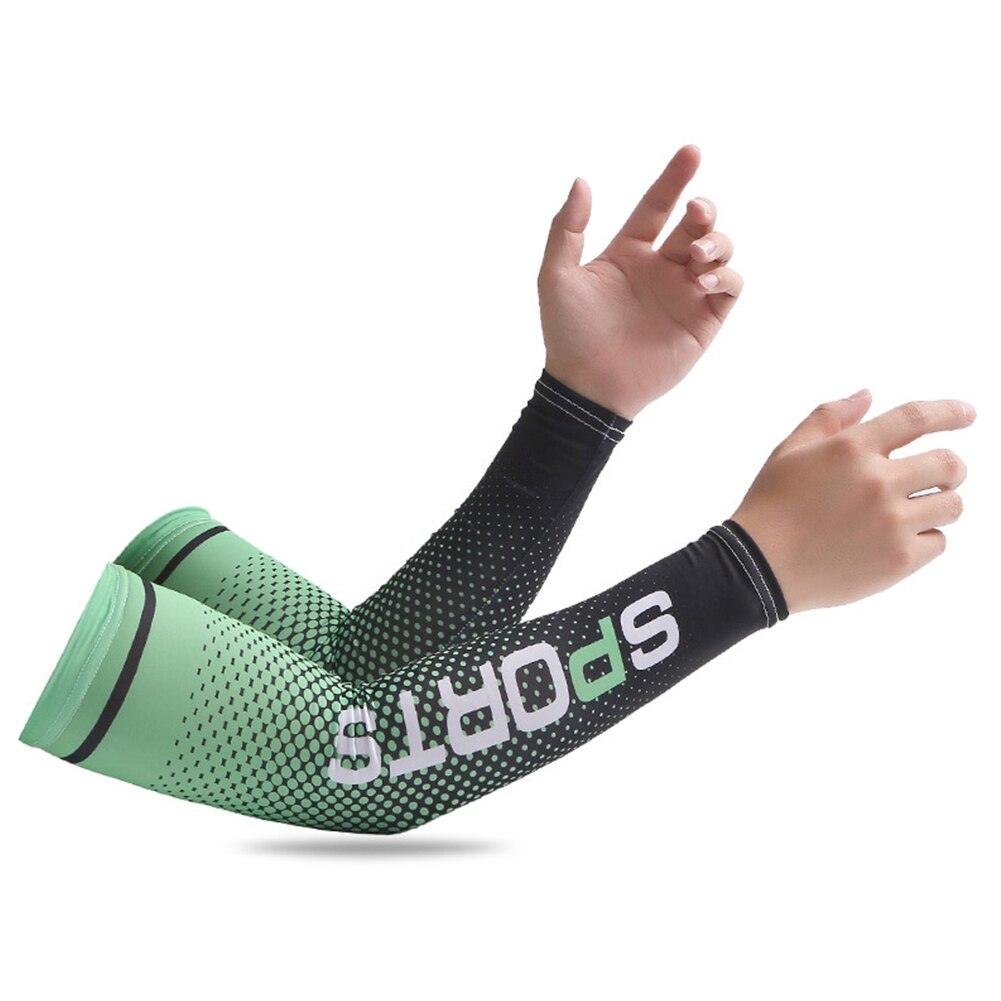 2PCS Tactical Camouflage Sports Arm Sleeve Basketball Cycling Arm Warmer Summer Running Fishing UV Sun Protection Soft Cover For Arm Tattoo Cover Up Cooling Sports Sleeve For Basketball Golf Football Stevvex