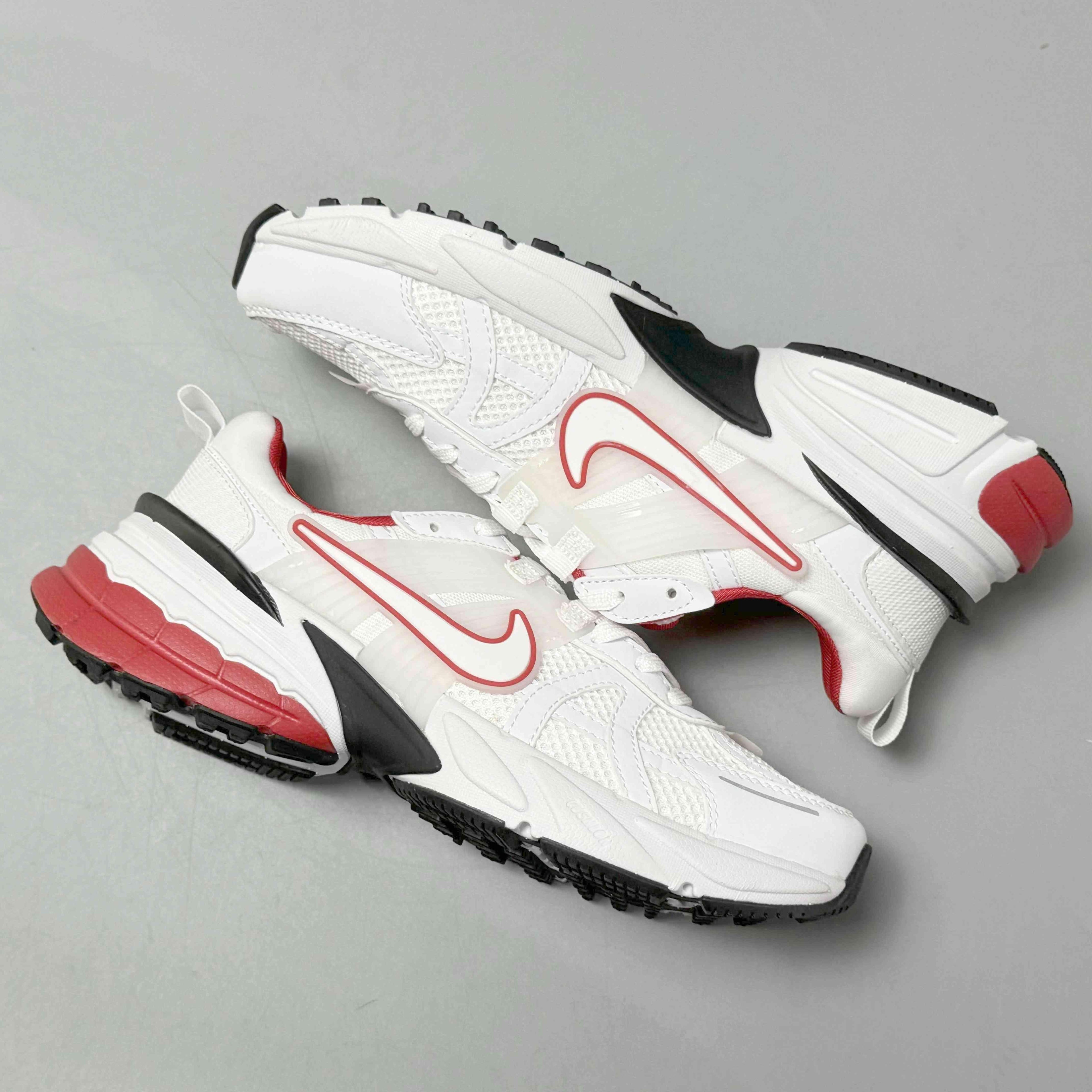 Nike V2K Run 'Red' Banlieue91