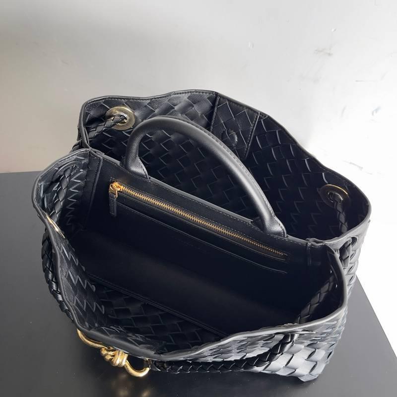 Bottega Veneta Bottega Veneta Andiamo East/West Small Tote Bag Banlieue91