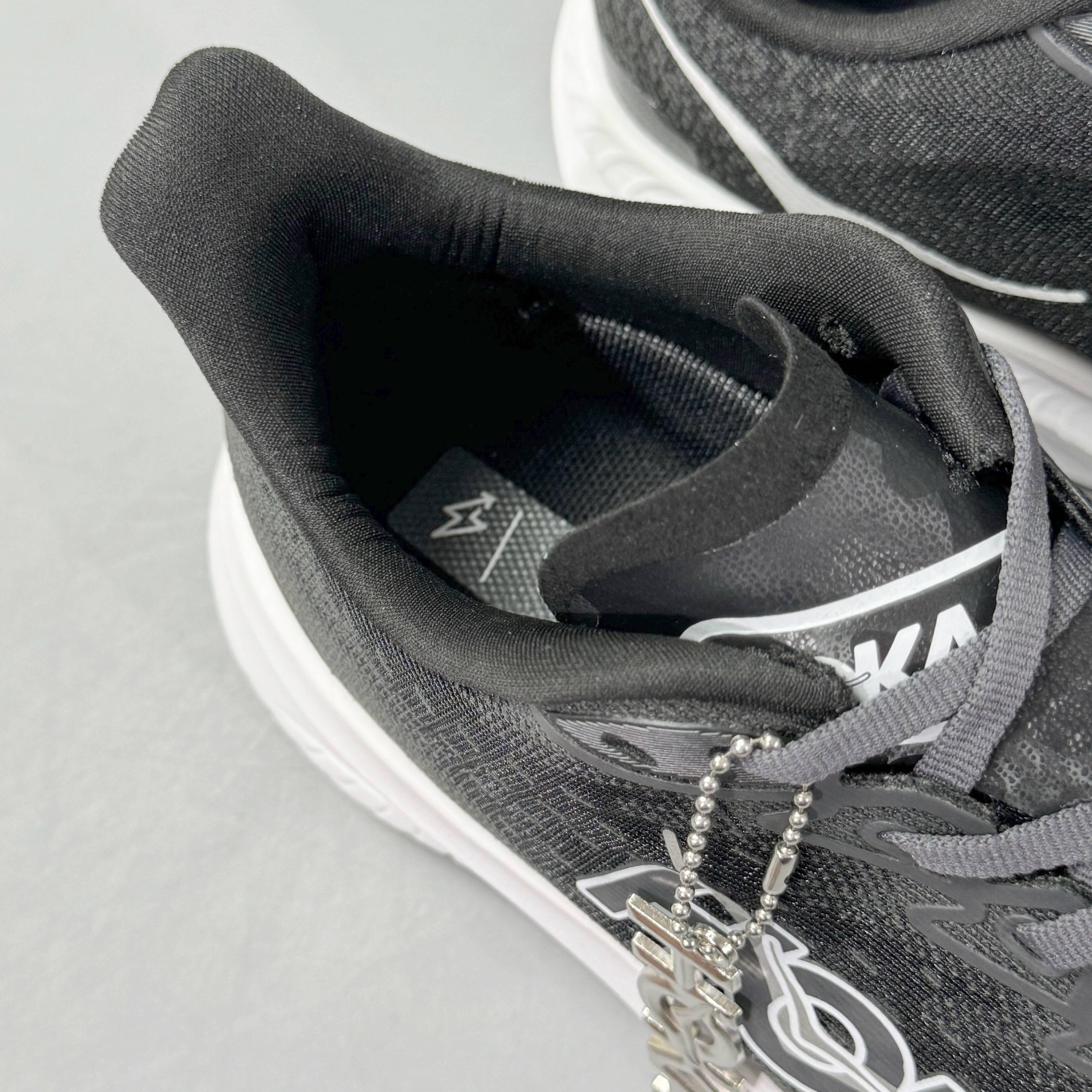 HOKA ONE ONE Mach 6 Wide 'Black White' Banlieue91