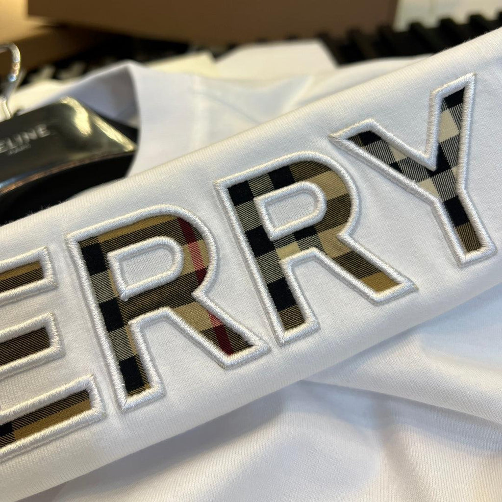 Burberry T-Shirt Without Collar 'White & Gold' Banlieue91