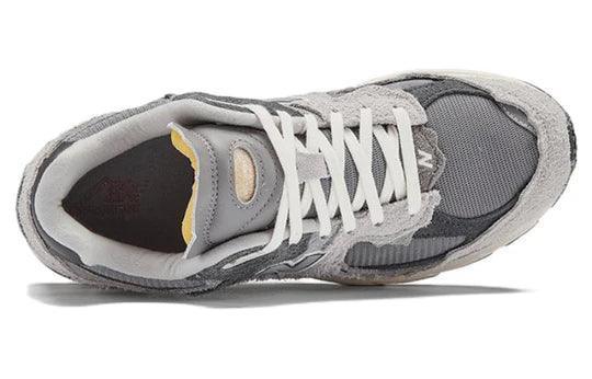 New Balance 2002R Protection Pack Rain Cloud Banlieue91