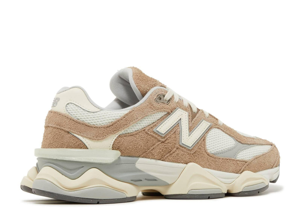 New Balance 9060 Driftwood Banlieue91