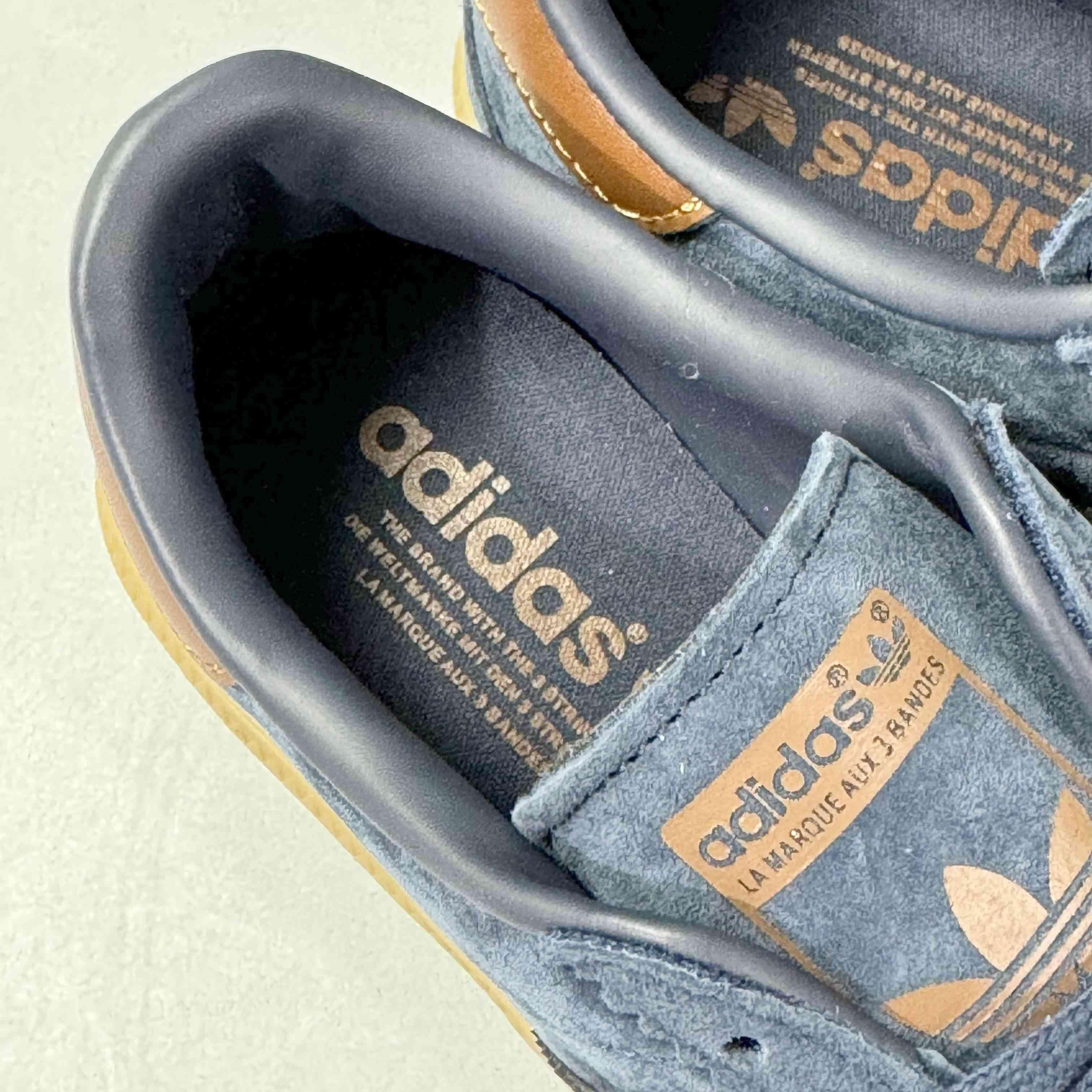 Adidas Originals Bermuda 'Legend Ink Brown' Banlieue91