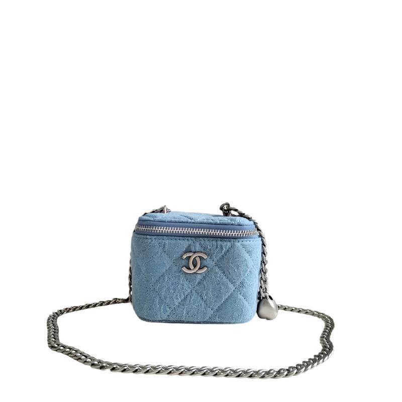 Chanel coco love long vanity case denim Camelia blue SHW Banlieue91