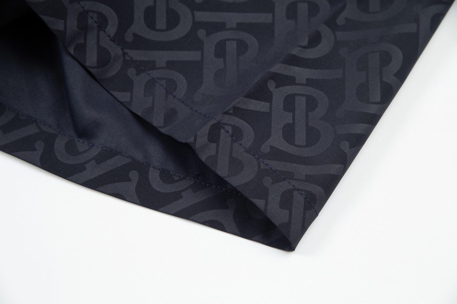 Burberry Men's Striped Cotton Knit Basketball Shorts 'Navy' Banlieue91