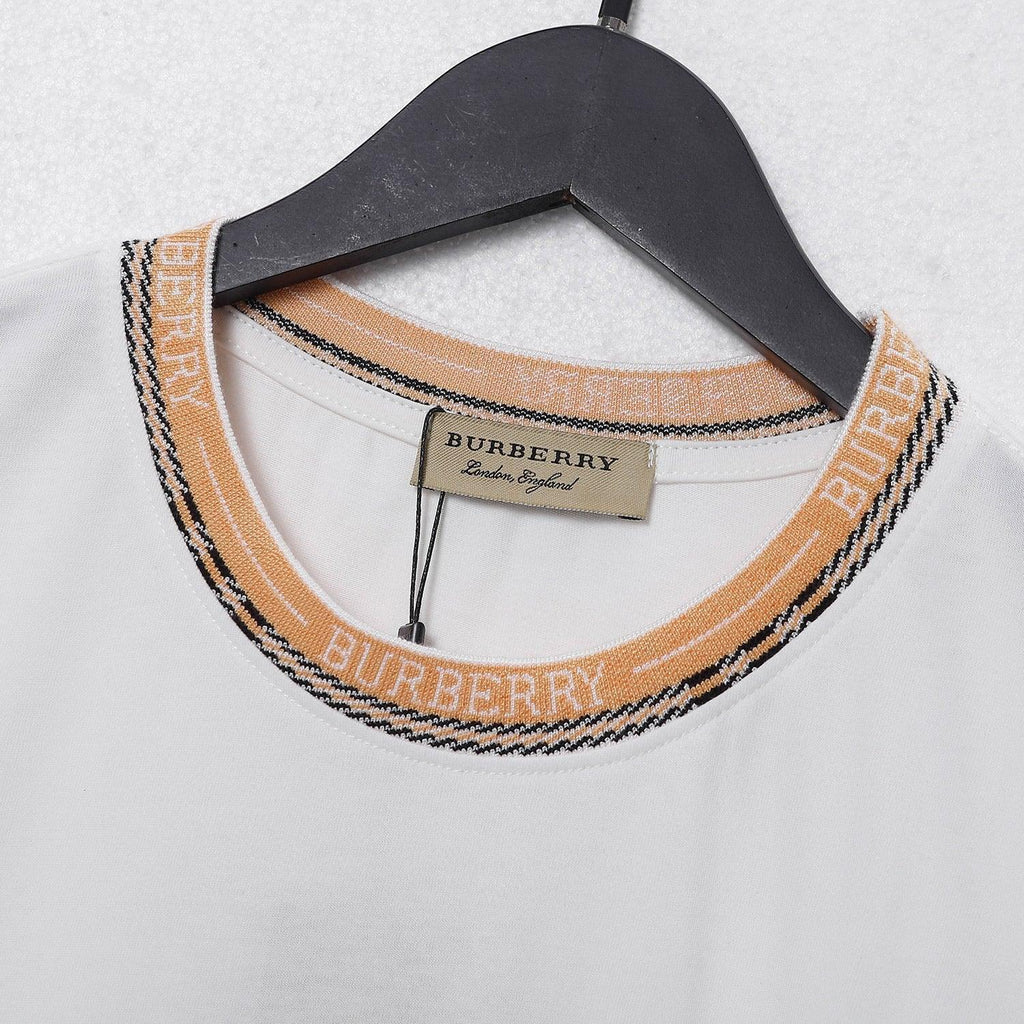 Burberry T-Shirt Without Collar 'White & Beige' Banlieue91