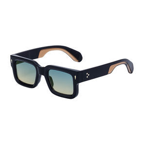 Fashionable boxy sunglasses for men with a simple frame that can be paired with nearsighted glasses V.I.P Digital Presence