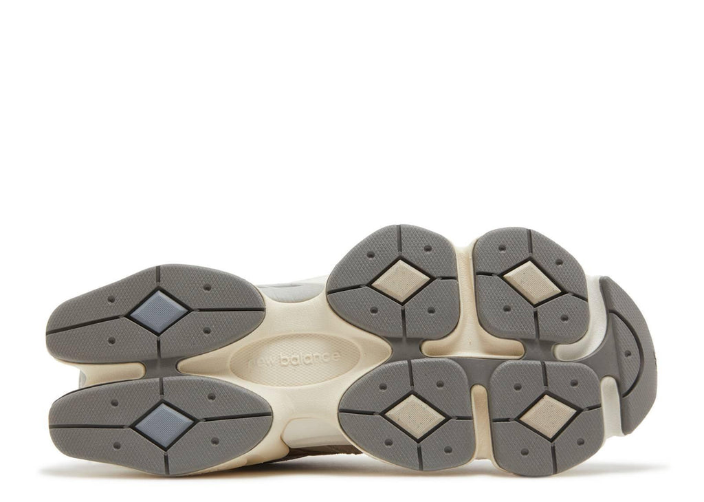 New Balance 9060 Mushroom Aluminium Banlieue91