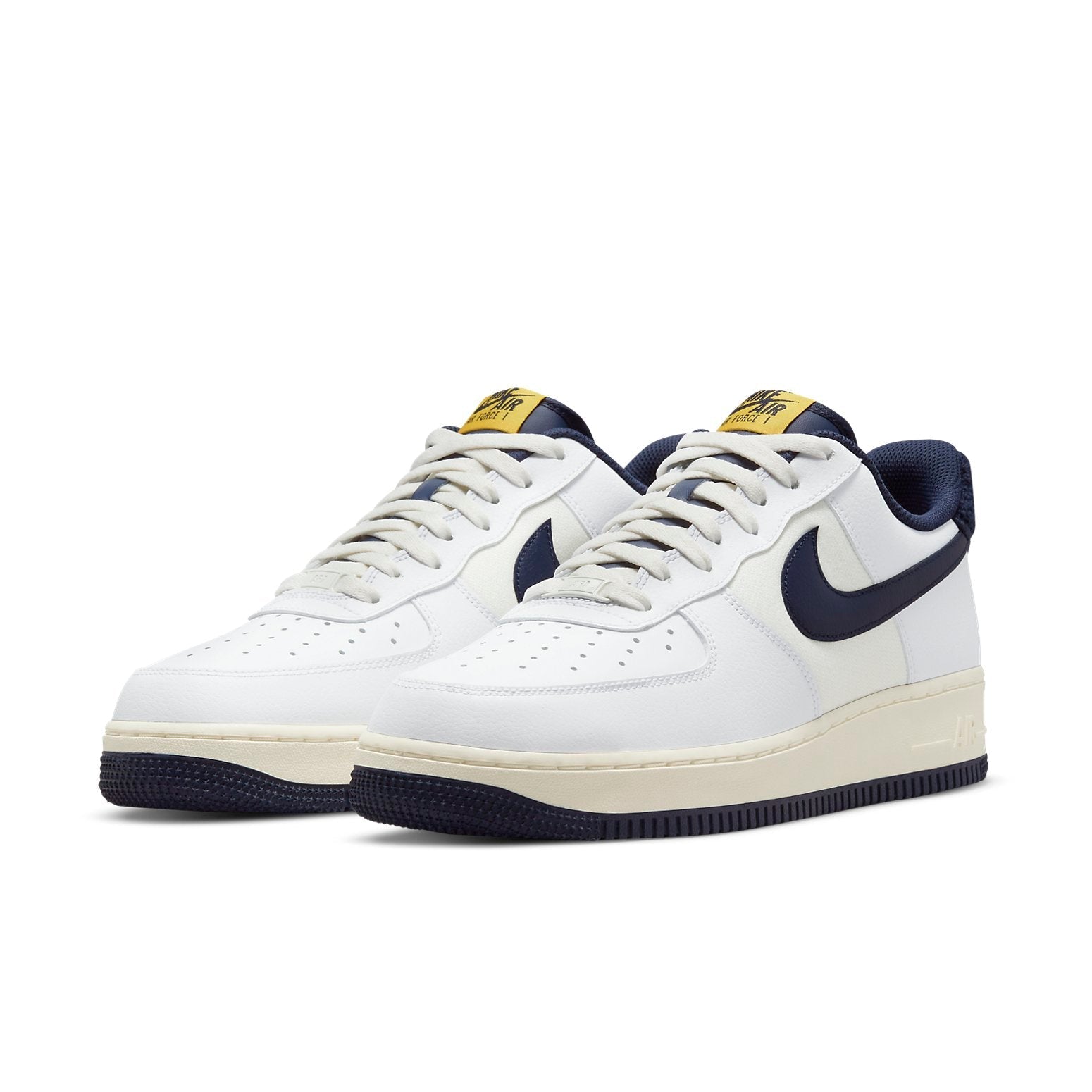 Nike Air Force 1 '07 LV8 'Varsity Jacket - Michigan'