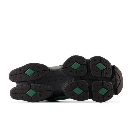 New Balance 9060 Team Forest Green Banlieue91