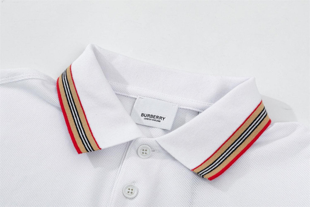 Burberry White T-Shirt With Collar Banlieue91