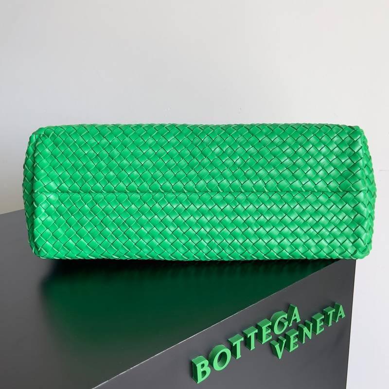 Bottega Veneta Medium Intreccio Leather Bag Tote Banlieue91