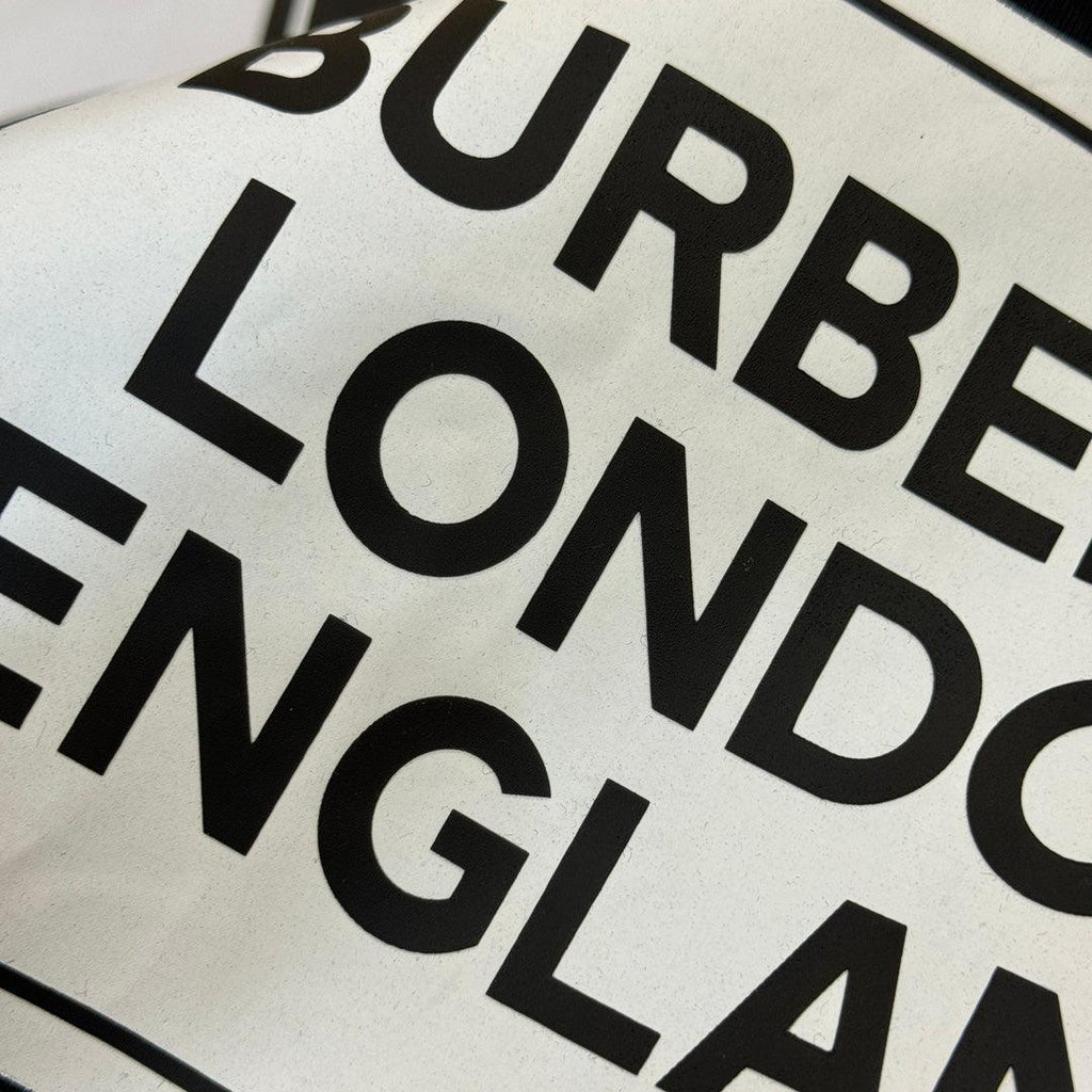 Burberry T-Shirt Without Collar 'Black' Banlieue91