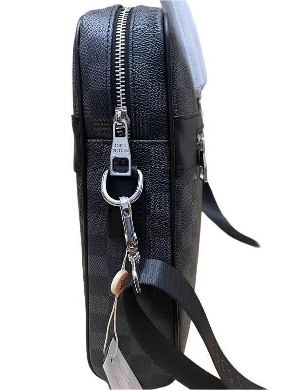 Louis Vuitton Grey Monogram Giant Empreinte Leather Onthego MM Men Bag Banlieue91