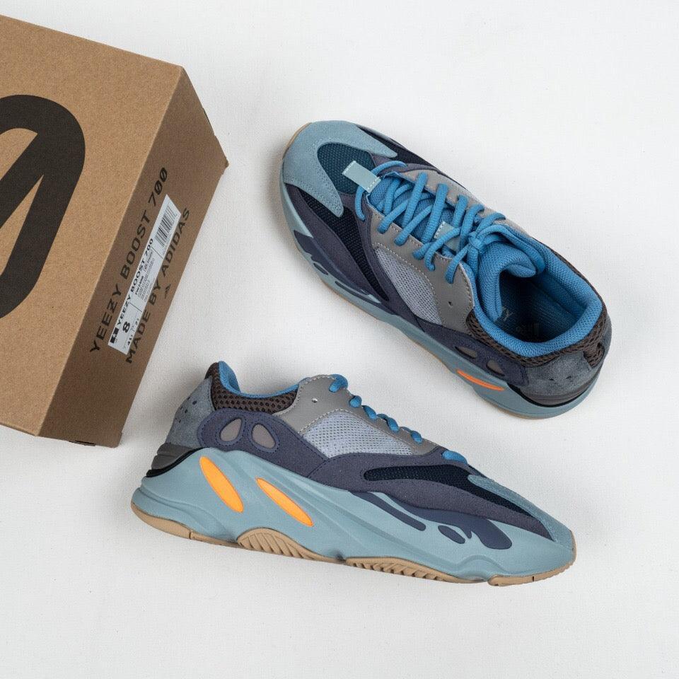 Adidas Yeezy Boost 700 'Carbon Blue' Banlieue91