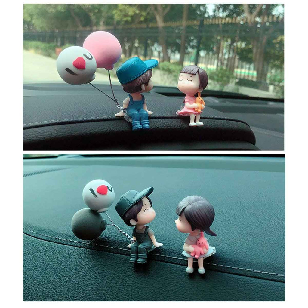 Romantic Anime Couple Figurines – 4PCS Resin Dashboard Decor Dashing Nova